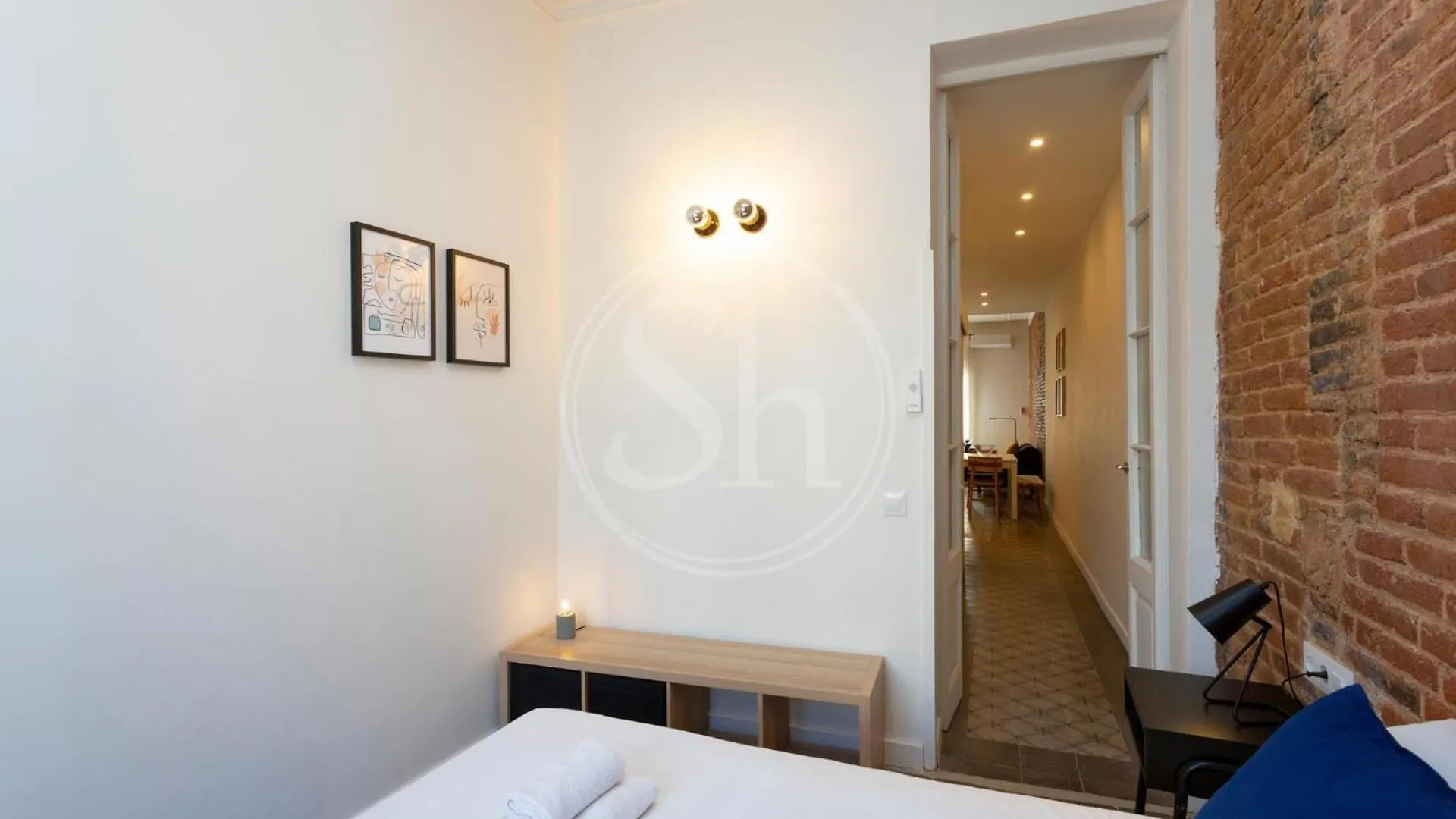 Hermoso Apartamento Cerca De Plaza Universitat Barcellona Appartamento