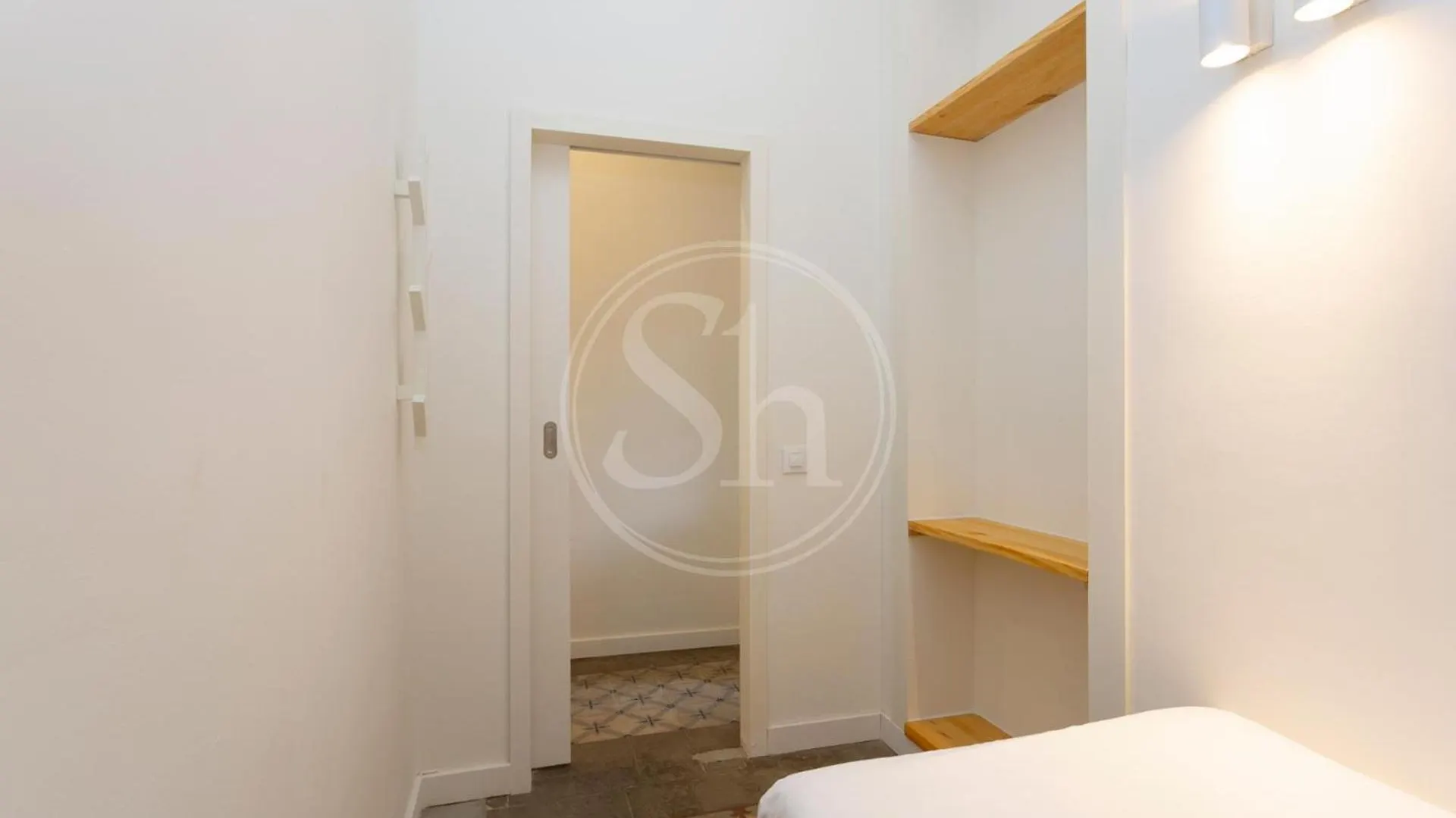 Apartment Hermoso Apartamento Cerca De Plaza Universitat Barcelona