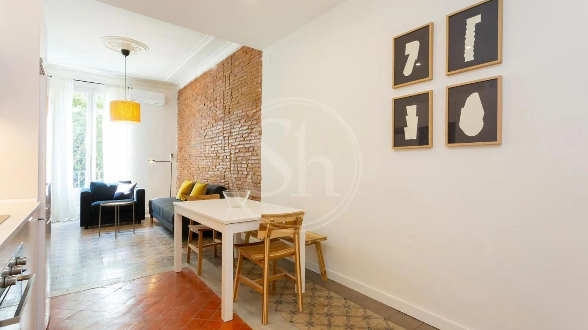 Hermoso Apartamento Cerca De Plaza Universitat Barcelona 0*,