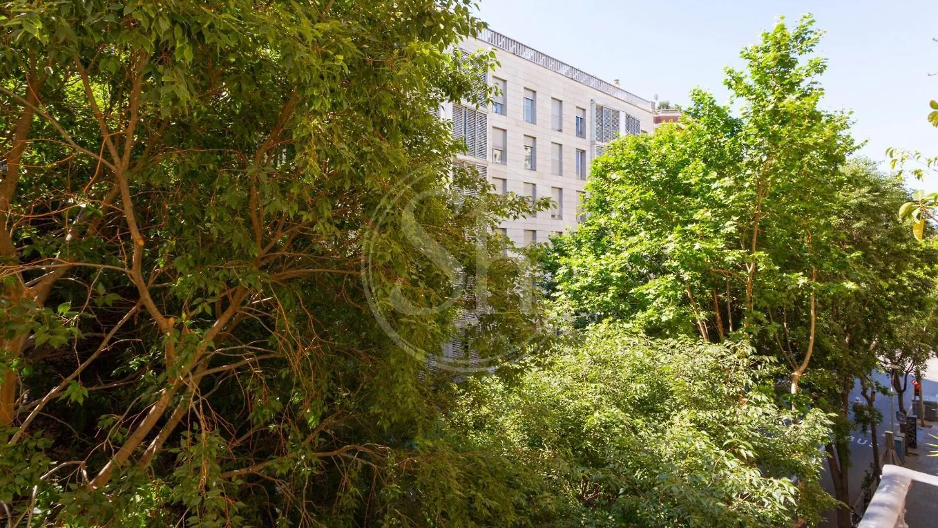 Hermoso Apartamento Cerca De Plaza Universitat Barcelona 0*,  Spain